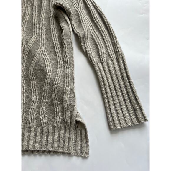 Vince Gray Wool Cashmere Blend Pullover Knit Sweater Women Size XS Quiet Luxury - Picture 10 of 15